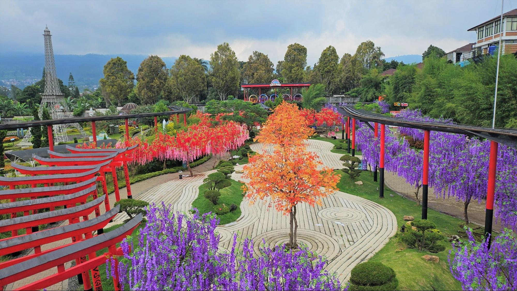 Wisteria Garden