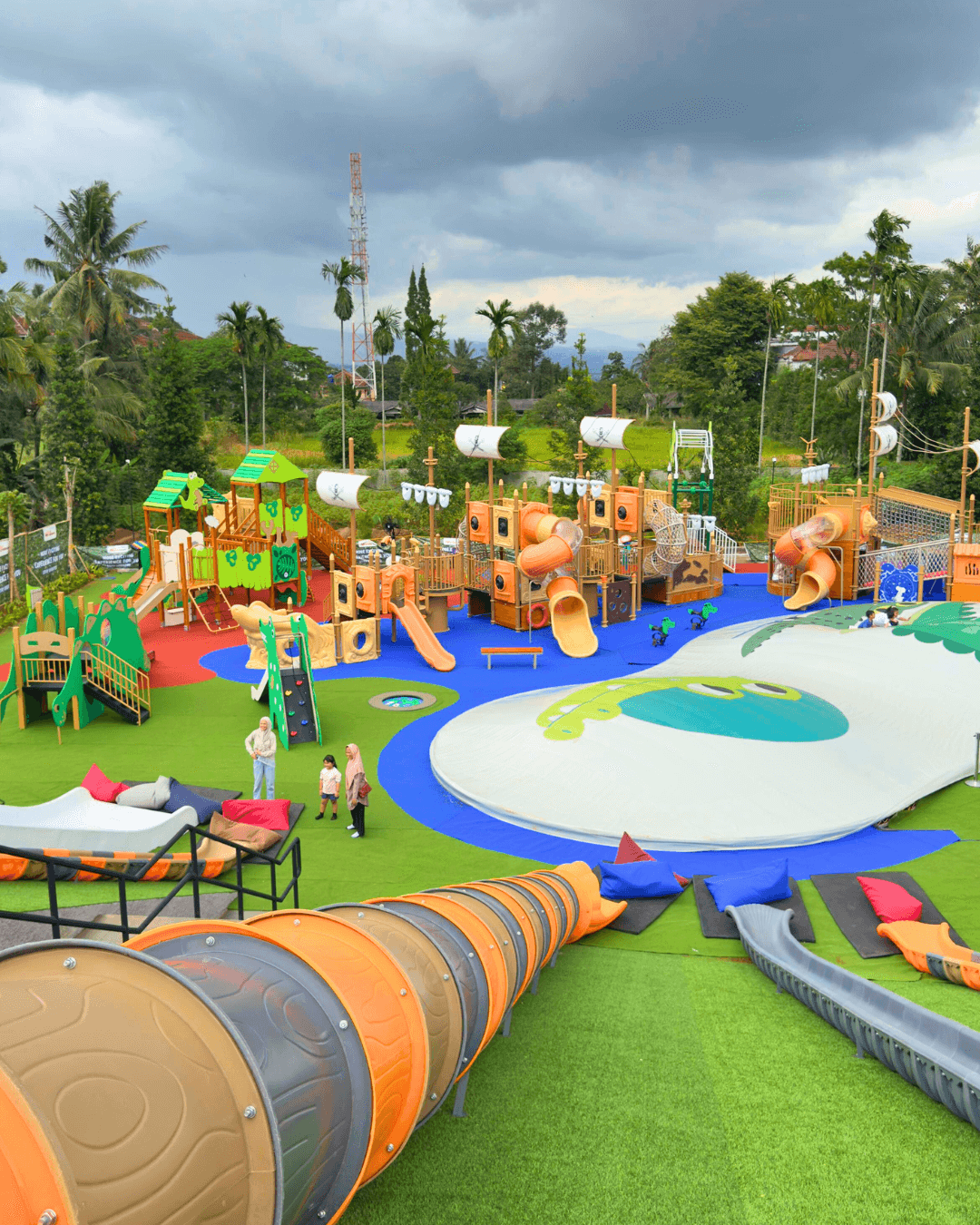 Gallery Playground 5