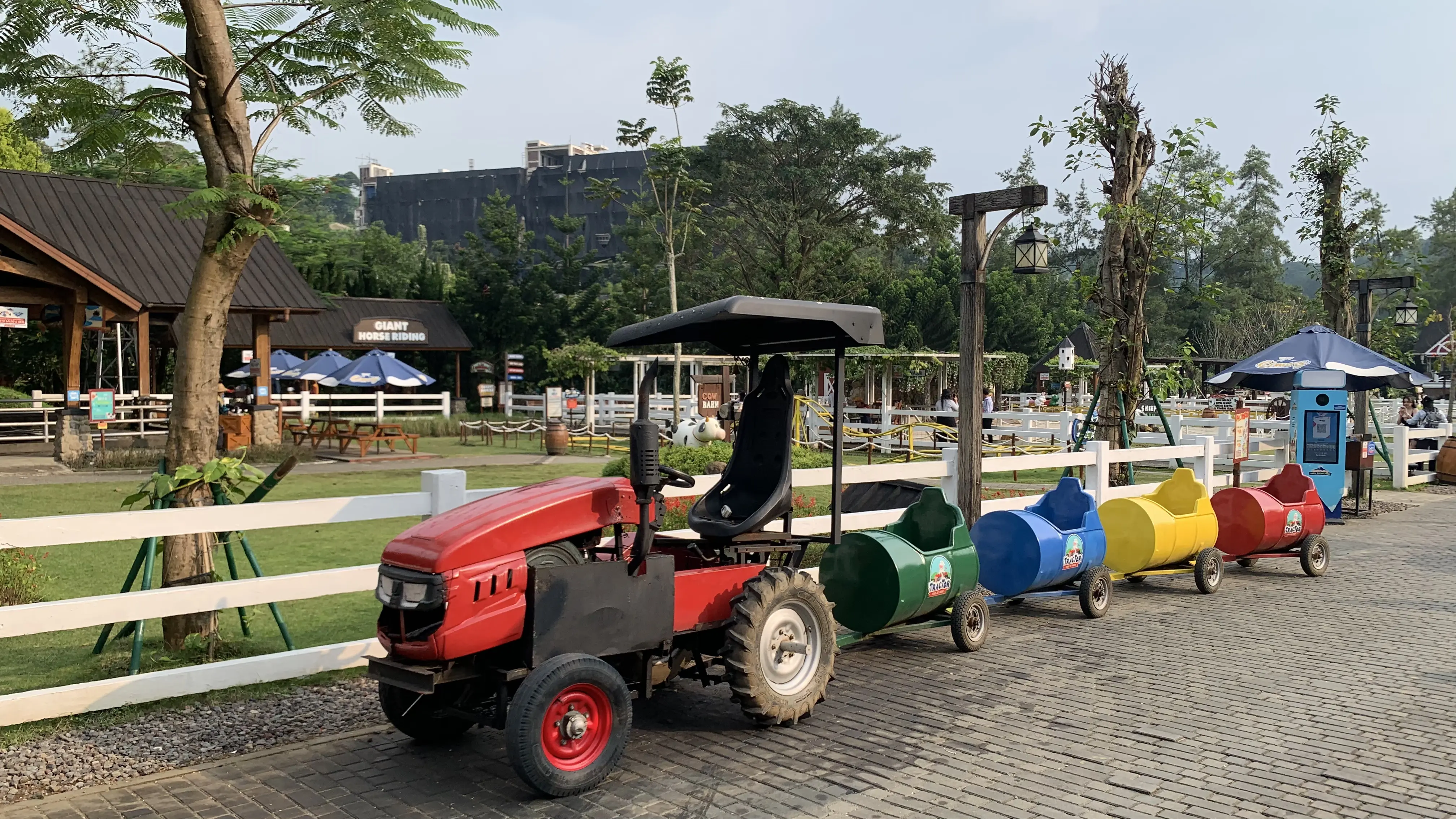 Tractor