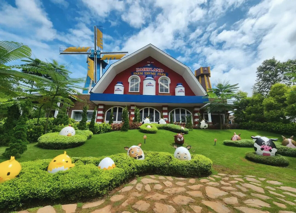 Ini Rute Ke Dairyland Farm Theme Park Puncak, Catat!